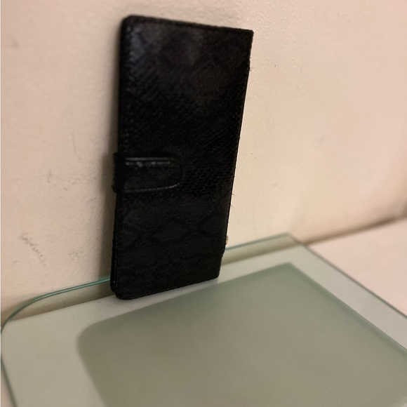 WCM Snakeskin Print  Wallet. Black. - Picture 3 of 11